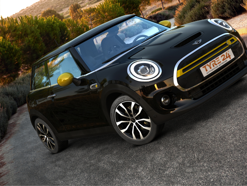 UTECA (U)|Schwarz Poliert 17