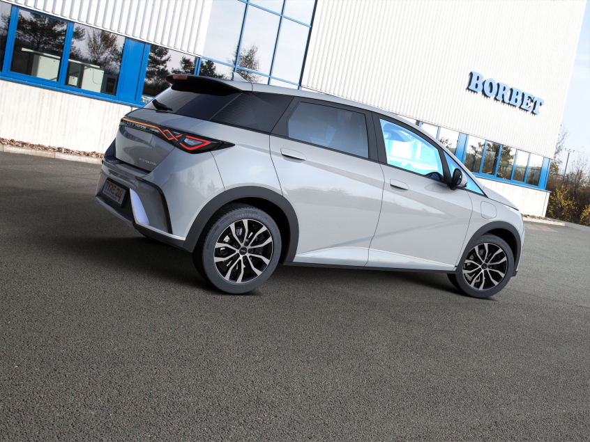 UTECA (U)|Schwarz Poliert 17