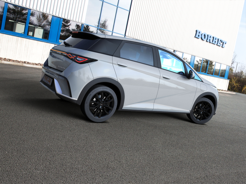 UTECA (U)|Schwarz 17