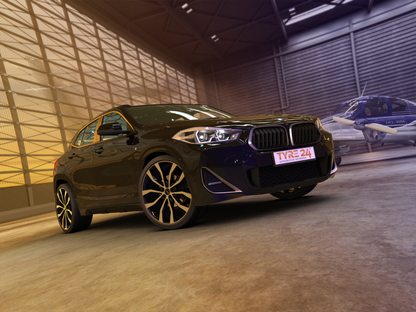 UTECA (U)|Schwarz Poliert 21