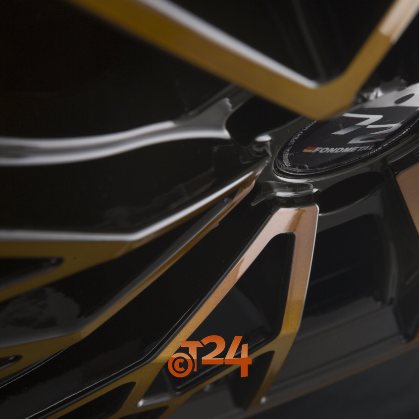 1972|Glossy Black Bronze Machined 20