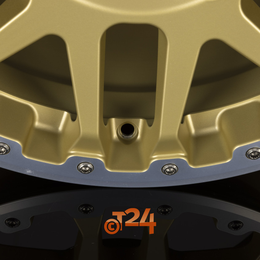 COMBAT CV|Gold Matt Lip + Cap Polish 17