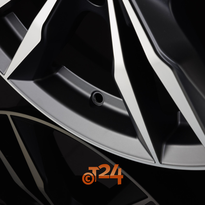 FAST|Black Matt Polished 16