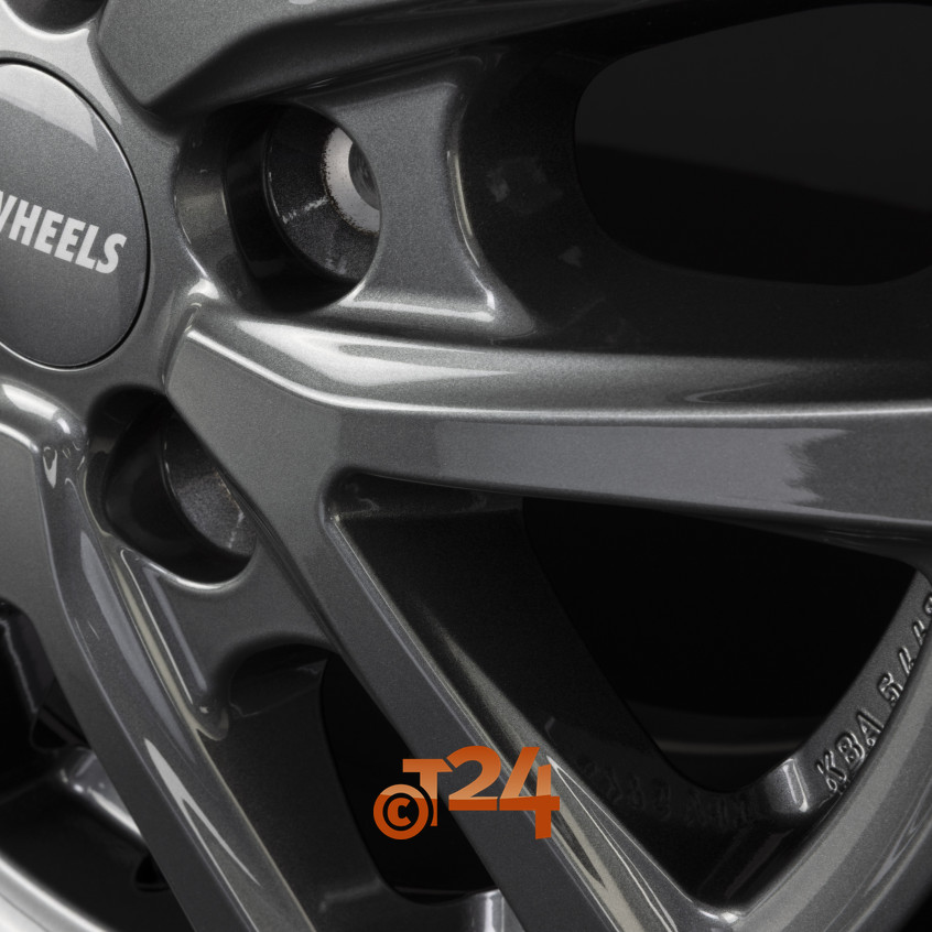 MIRA VAN|Gloss Titanium 16