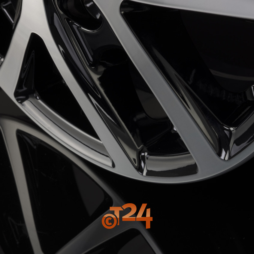 MIRA VAN|Diamond Black Front Polished 16