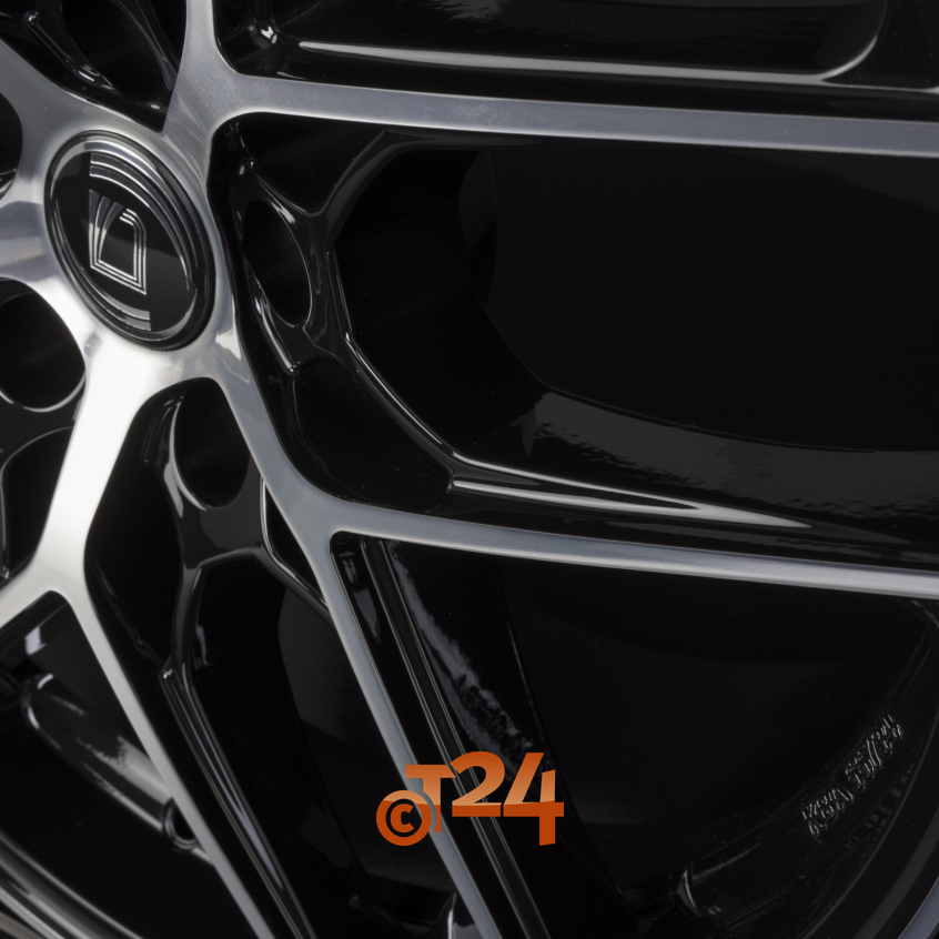 MM1004|Gloss Black Polished 18