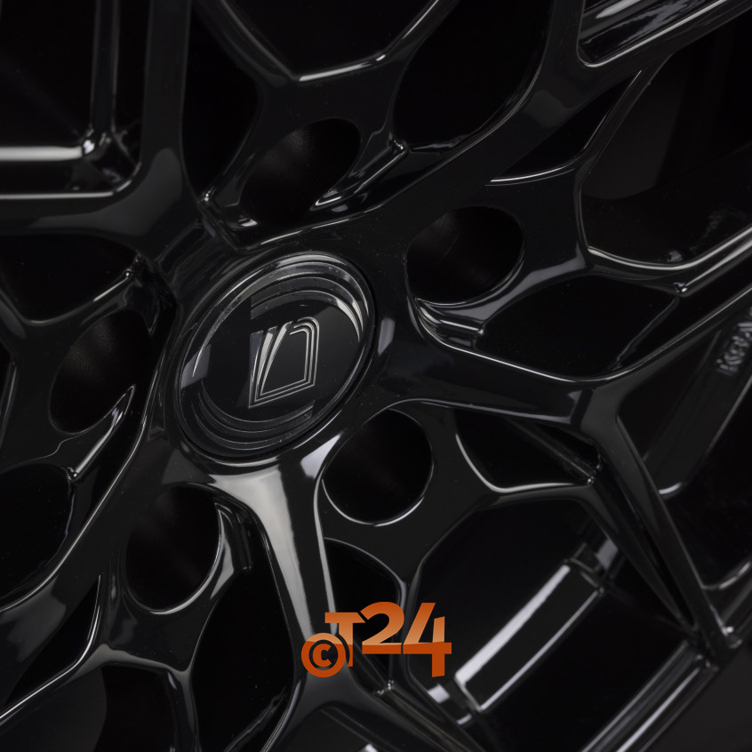 MM1004|Gloss Black 17