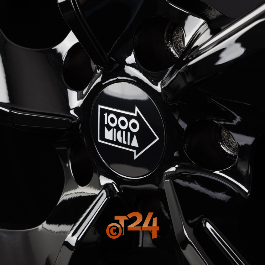 MM1031|Gloss Black 18