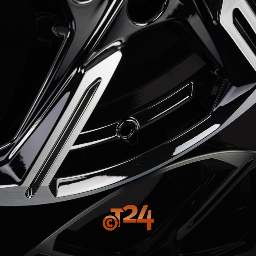 XE1|Black Polished Glossy 18