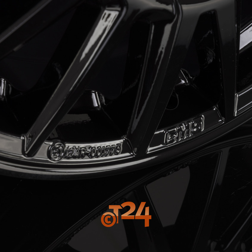 C23|CBG Schwarz Glanz 15