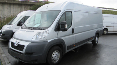 Fahrzeug mit Lochkreis 5x118 mit Radhausverbreiterung