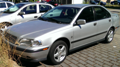 Fahrzeug mit 4-Loch Anbindung